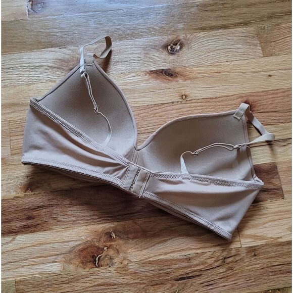 NWOT SO 36B Cozy Wireless Bra Neutral Color - Picture 6 of 8